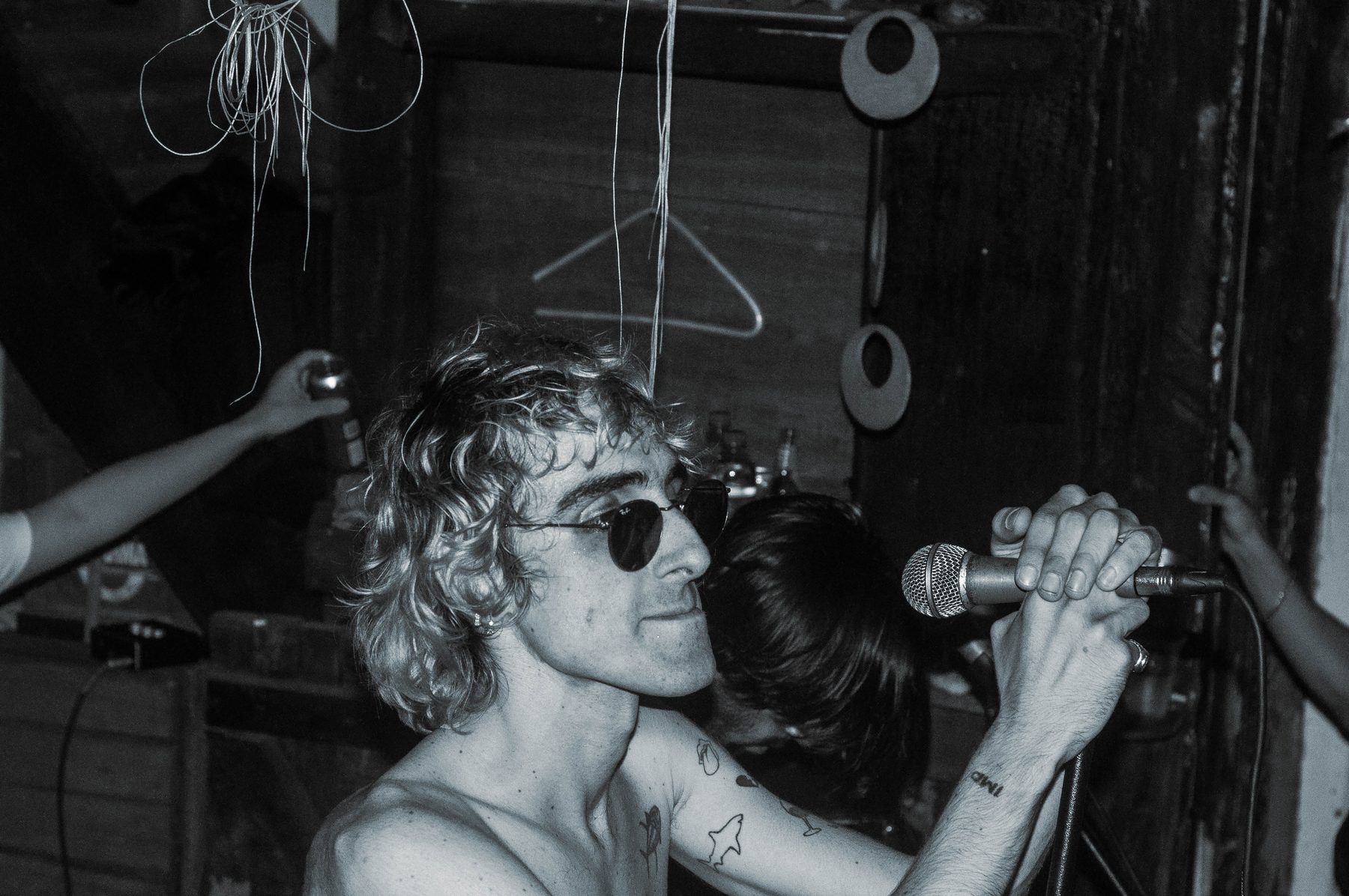 Weird Party 3, foto Hyakuya
